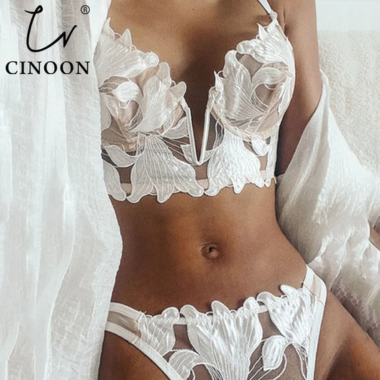 Sexy French Lace Embroidery Brassiere Lingerie Set