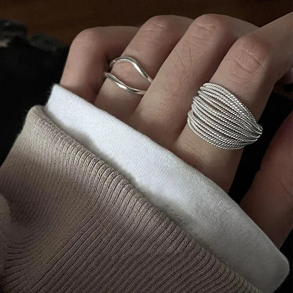 925 Sterling Silver Unique Lines Ring